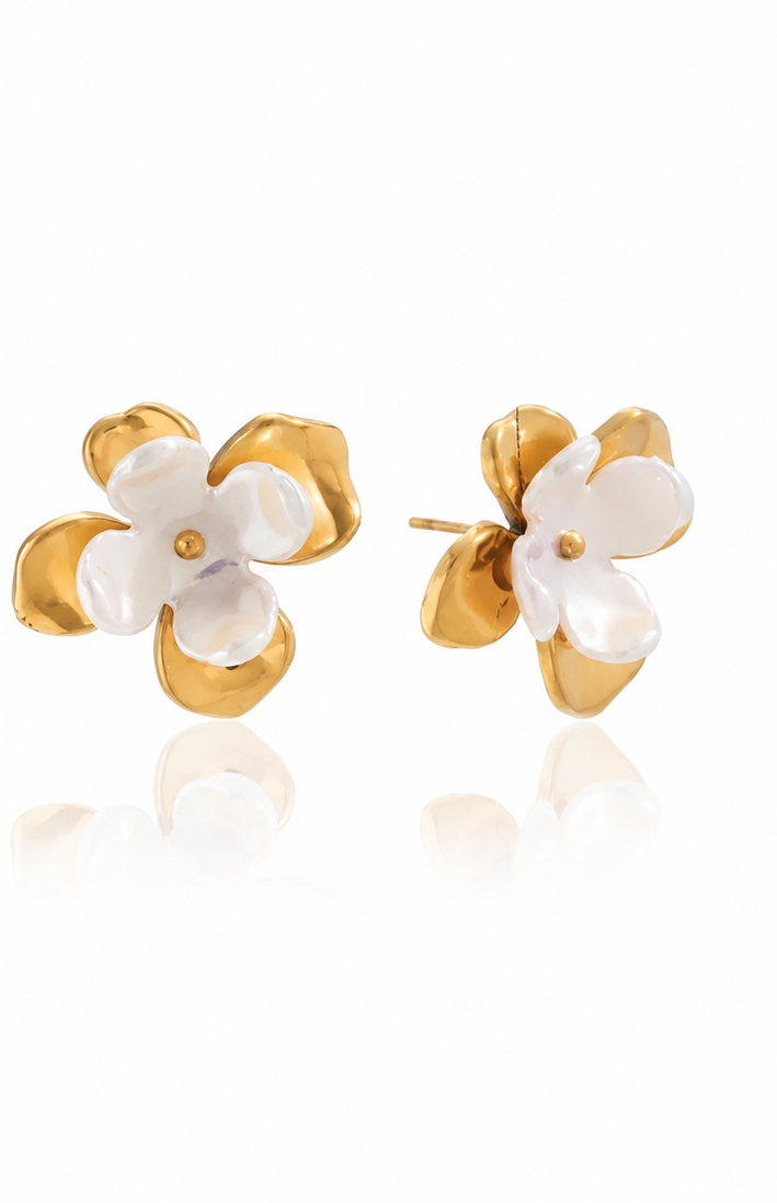 Mother of Pearl Flower Stud Earrings